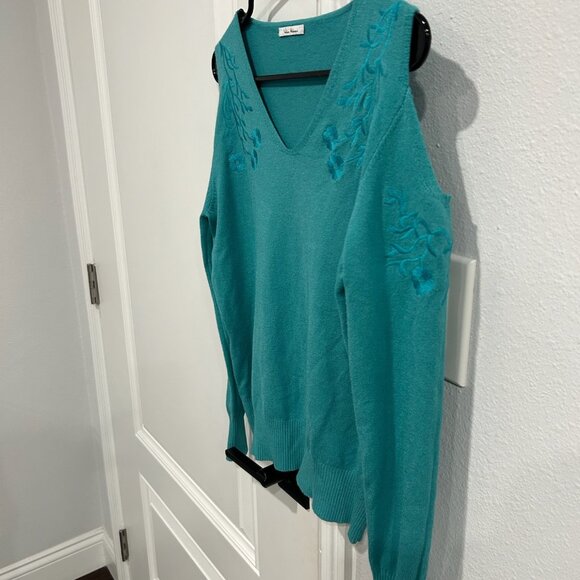 Vila Milano Teal Cold Shoulder Soft Knit Sweater Embroidered Size Small Cozy - Picture 3 of 9